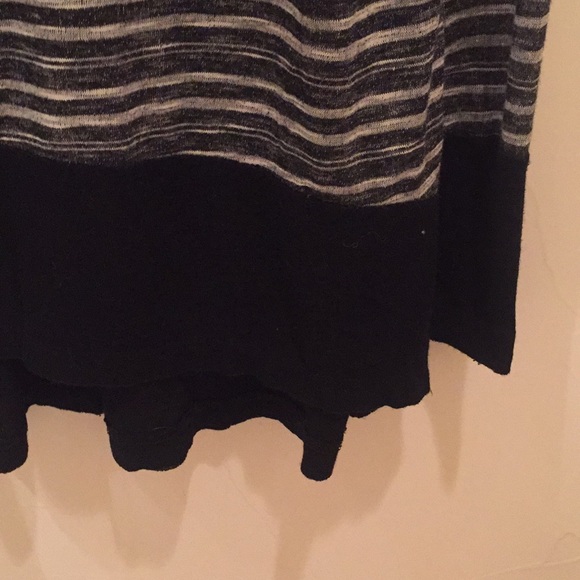 T shirt - Picture 2 of 3